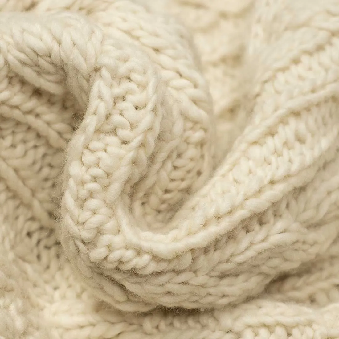 Chamula handknit fisherman turtleneck in ivory merino wool (restock)