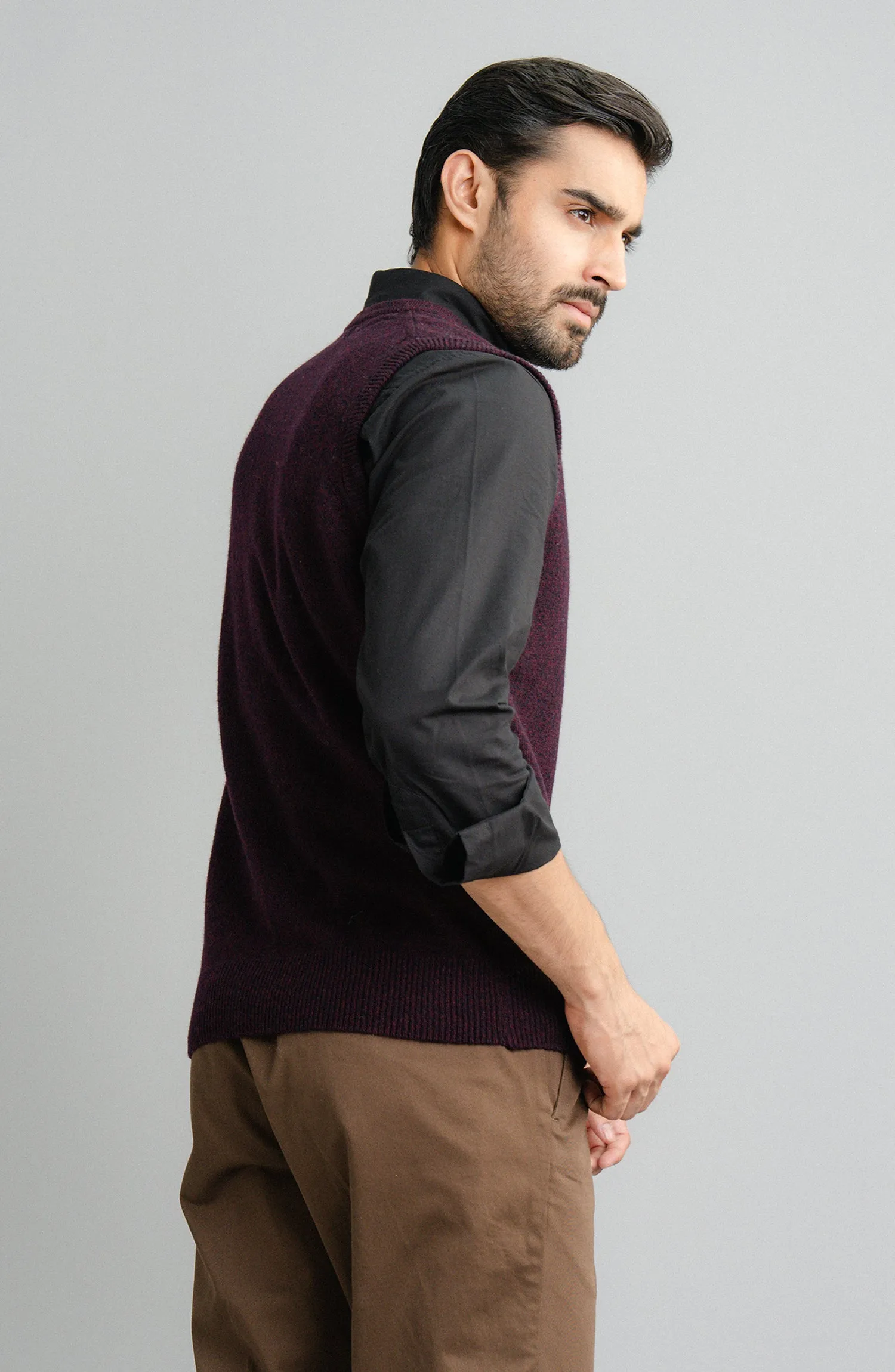 V-Neck Plain Sweater Sleeve-Less - Burgundy