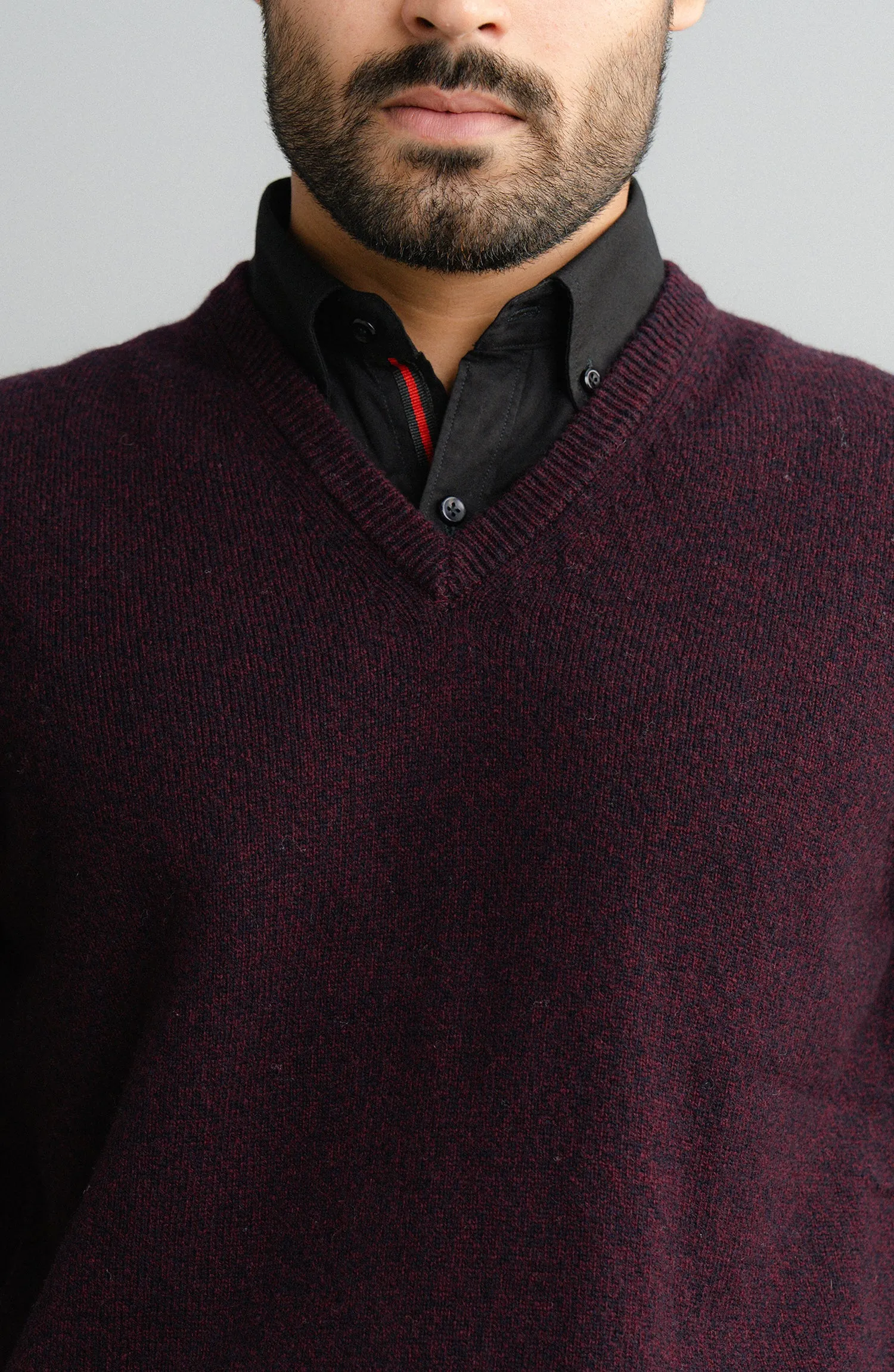 V-Neck Plain Sweater Sleeve-Less - Burgundy